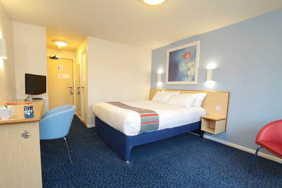Travelodge Northwich Lostock Gralam Kamer foto