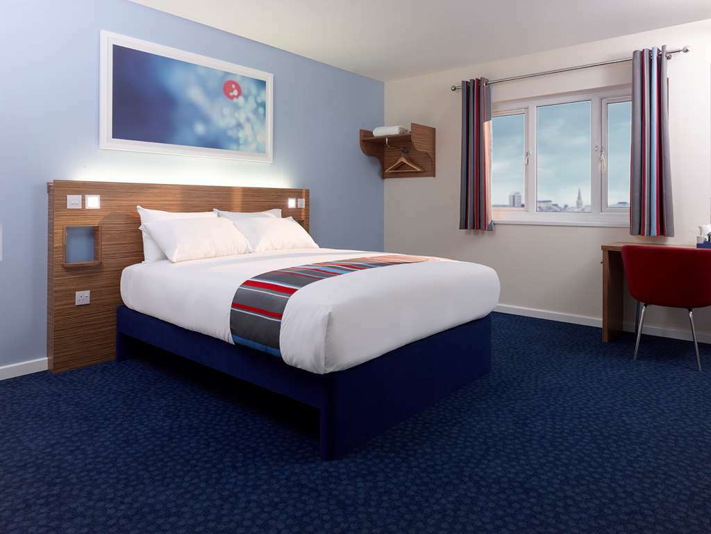 Travelodge Northwich Lostock Gralam Kamer foto